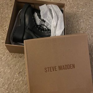 Brand New Steve Madden combat boots! Never worn! Perfect fall shoes